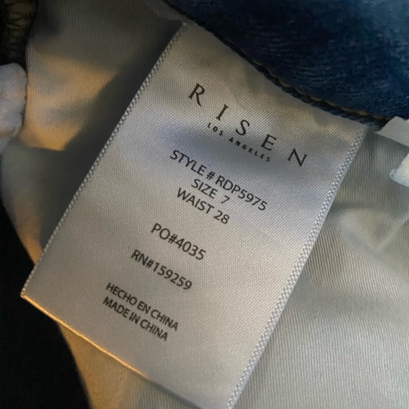 Cece Risen jeans. - Picture 8 of 8